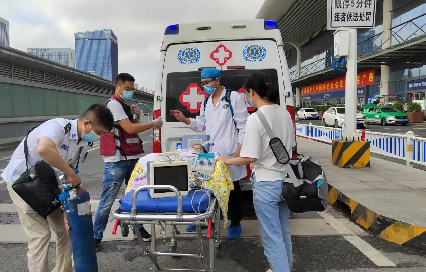 武宣县救护车出租公司